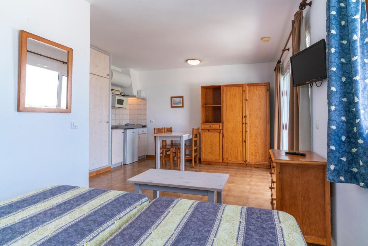 Apartamentos Vista Blanes Cala'N Blanes  Zewnętrze zdjęcie
